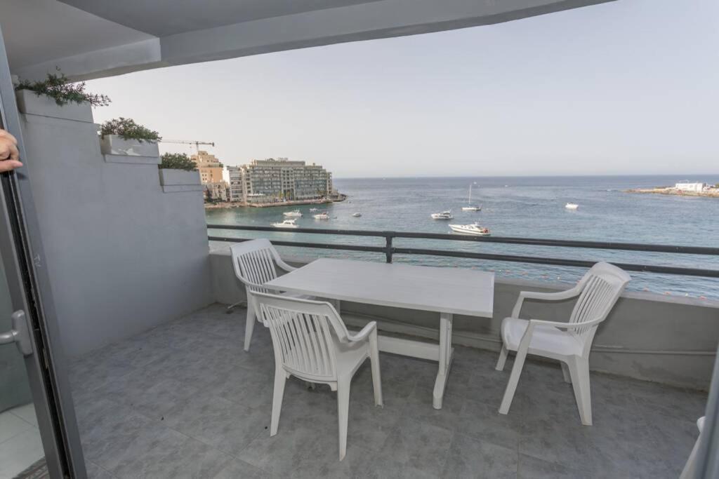 St Julians' Sea Front, Spectacular View, Apartment San Julián Exterior foto