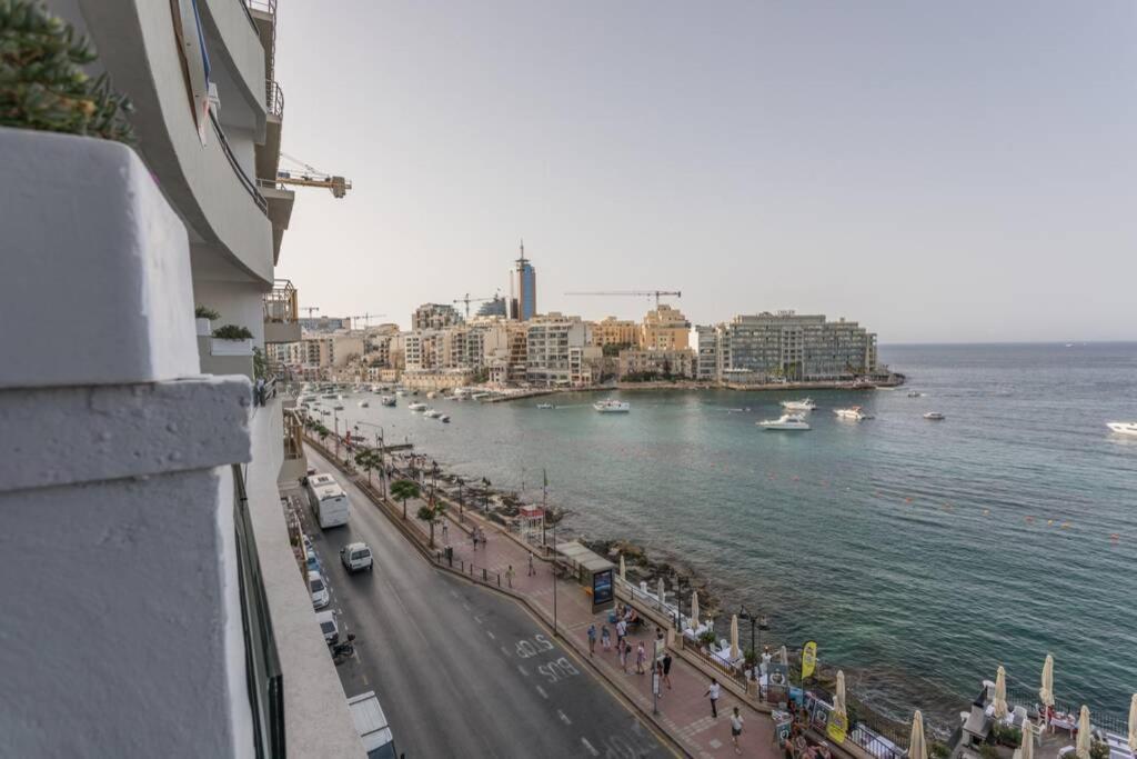 St Julians' Sea Front, Spectacular View, Apartment San Julián Exterior foto