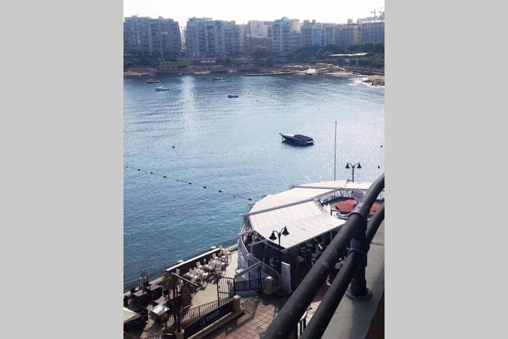 St Julians' Sea Front, Spectacular View, Apartment San Julián Exterior foto